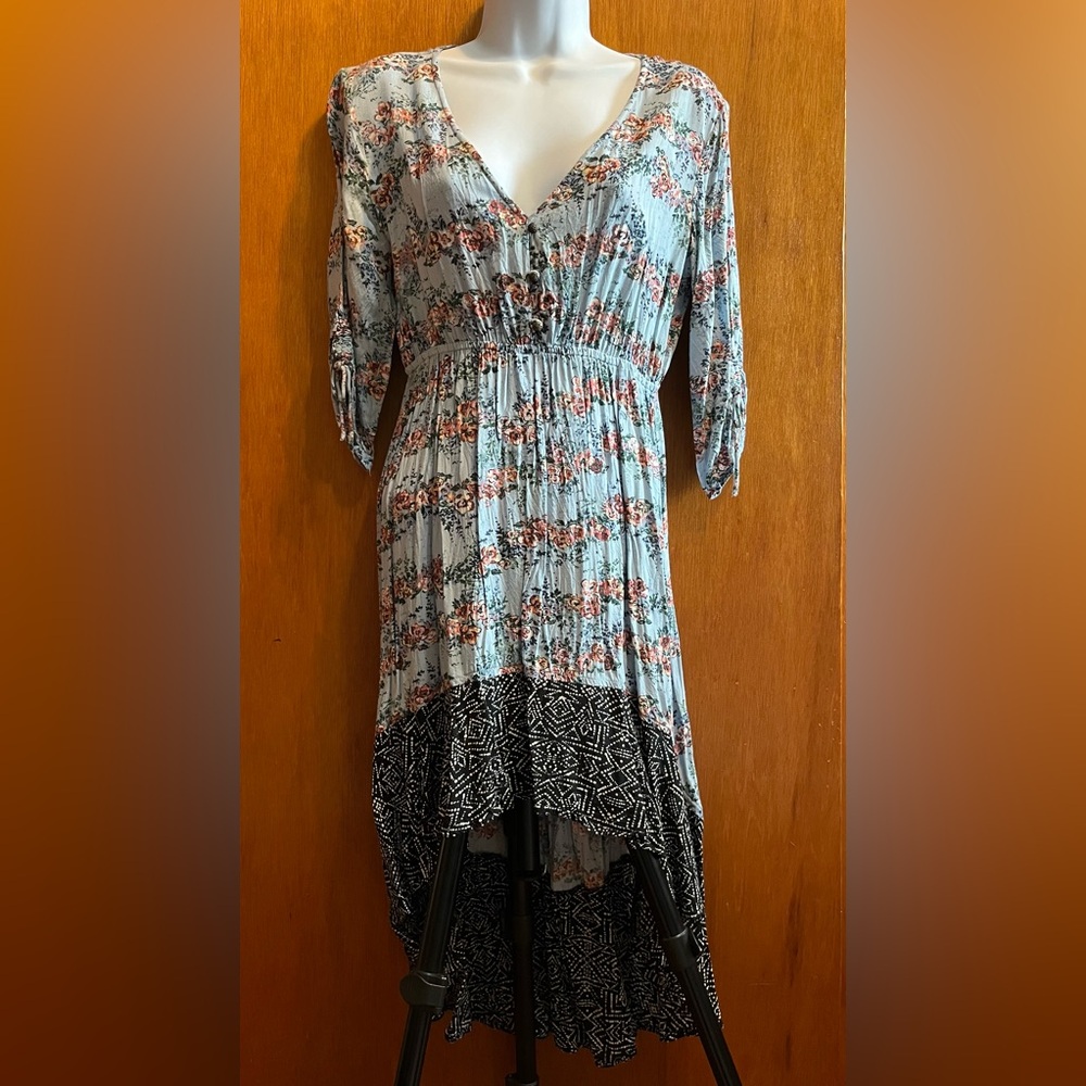 O’Neill hi-lo dress size small. Blue floral w/black trim.